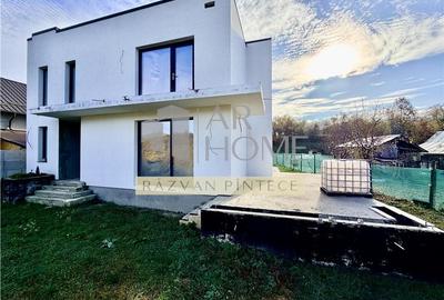 Casa P+1E, 5 camere, langa padure, Plopu Prahova - 1