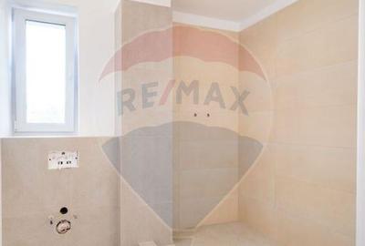 Apartament cu 3 camere semidecomandat în Dămăroaia - 11