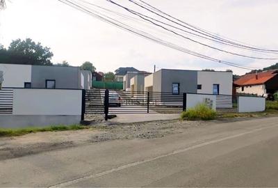 Casă individuală cu 3 camere cu Canalizare în Central - 8