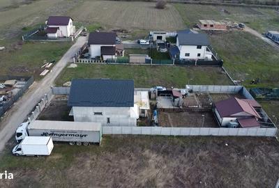 Casă cu 4 camere în Dârvari - 3