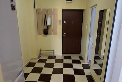 Garsonieră decomandată în Nerva Traian