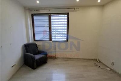 Apartament cu 3 camere decomandat în Calea Călărașilor - 5