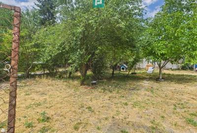 Locuin?a multifamiliala sau investi?ie - 2 corpuri - 4