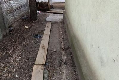 Casă individuală cu 4 camere cu Canalizare în Central - 2