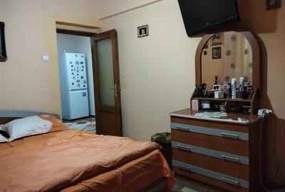 Apartament cu 2 camere decomandat în Apollo - 8