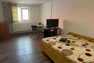 Garsonieră semidecomandată în Central - 1