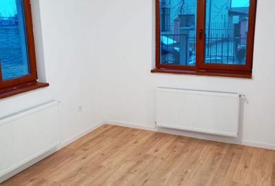 Casă cu 4 camere în Lacu - 5
