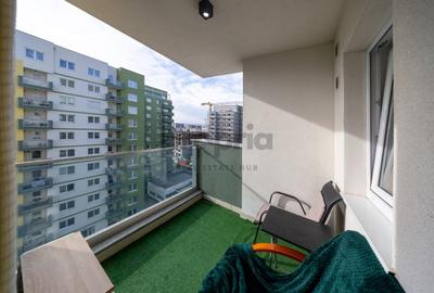 Apartament cu 2 camere, mobilat în Tractorul - 18