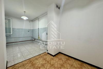 Apartament cu 2 camere decomandat în Circumvalațiunii - 9