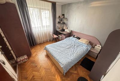 Apartament cu 4 camere decomandat, mobilat în Tomis Nord