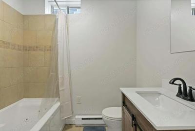 Apartament cu 3 camere decomandat în Brașovul Vechi - 2