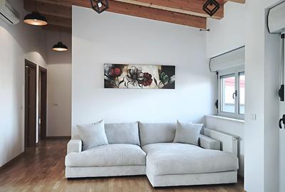 Apartament cu 3 camere, mobilat în Torontalului