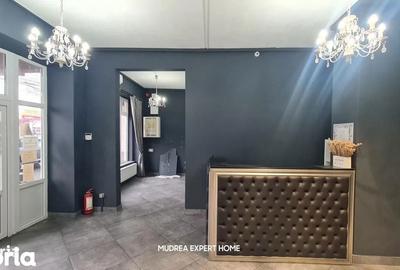 Spațiu comercial, de 90 mp, în Central
