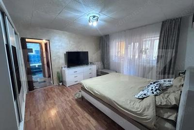 Apartament cu 2 camere semidecomandat în Comuna din Paris - 1