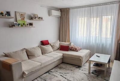 Apartament cu 3 camere decomandat, mobilat în Gorjului