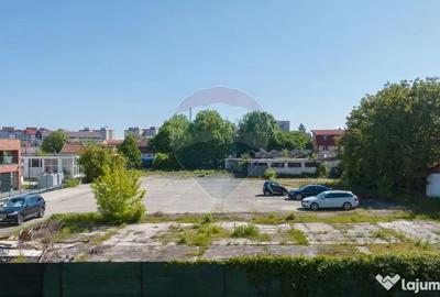 Teren de 3256 mp, în Județean - 9