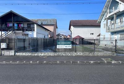 Teren de 300 mp, în Panduraș