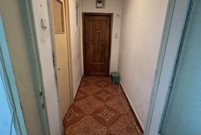 Apartament cu 3 camere semidecomandat în Sud - 4