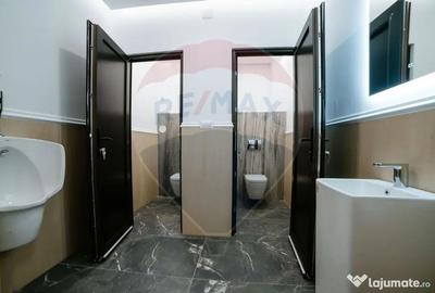 Spațiu comercial, de 2,300 mp, în Central - 7