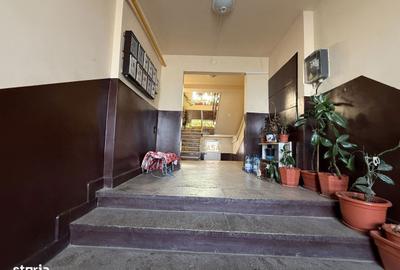 Garsonieră decomandată în Central - 16