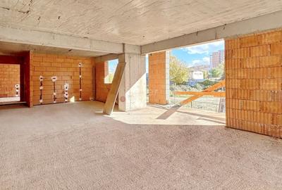 Apartament cu 2 camere decomandat în Noua - 12