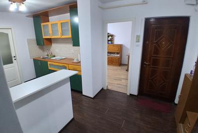 PACURARI PETRU PONI 3 CAMERE DECOMANDAT ET.1 BLOC 1985    COD 160170 - 4