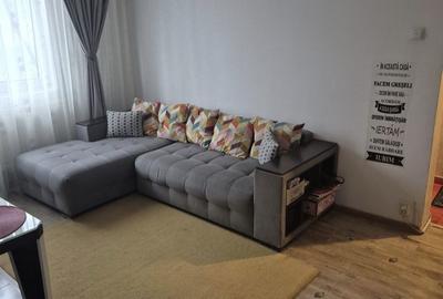 Apartament cu 3 camere semidecomandat în Central - 2