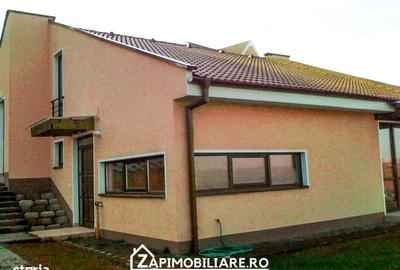 Casă cu 4 camere în Vulcan - 15