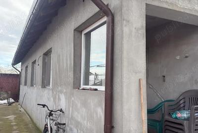 Casă cu 2 camere cu Teren 500 Mp în Central - 3