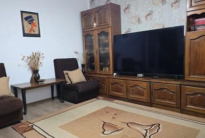 Apartament cu 4 camere decomandat în Progresul - 8