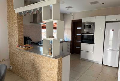 Casă cu 3 camere în Gheorgheni - 3