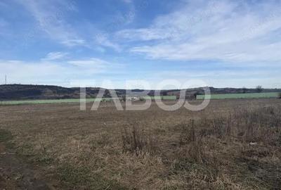 Teren de 1440 mp, în Central - 2