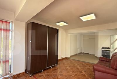 Spa?iu birouri P + E + M, 308 mp utili, zona Medicina Veche - 11