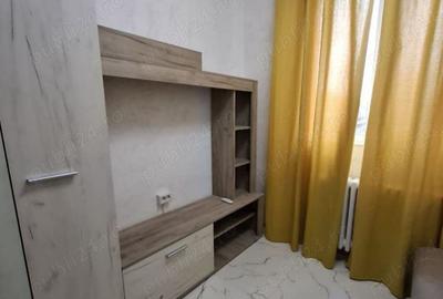 Garsonieră decomandată în Podu Roș - 2