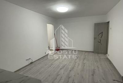 Apartament cu 2 camere semidecomandat în Dâmbovița