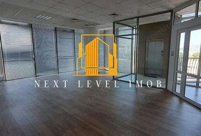 Spațiu comercial, de 120 mp, în Central - 3