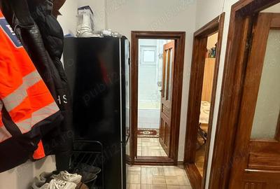 Garsoniera de vanzare Zona Comisia Centrala Pre?: 32.500 (negociabil) Etaj 3 din 4 | Inca - 4