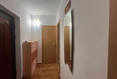 Garsonieră decomandată în Cug - 4