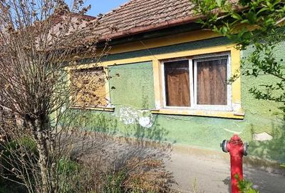 Casă cu 2 camere cu Teren 115 Mp în Betfia - 1