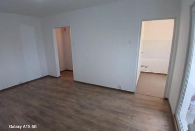 Garsonieră semidecomandată în Plopilor - 5