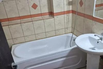 Apartament cu 2 camere decomandat în Nicolina - 2