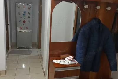 Apartament cu 3 camere semidecomandat în Oltenița - 6