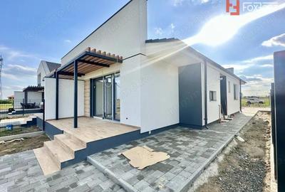 Duplex cu 3 camere si panouri fotovoltaice, zona Mosnita Noua - 1