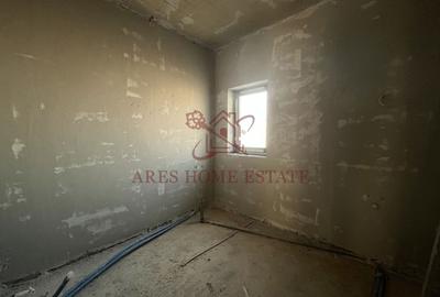 Duplex cu 4 camere cu Canalizare în Moșnița Nouă - 12