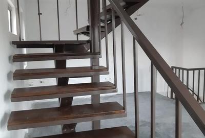 Casă individuală cu 5 camere cu Canalizare în Ultracentral - 11