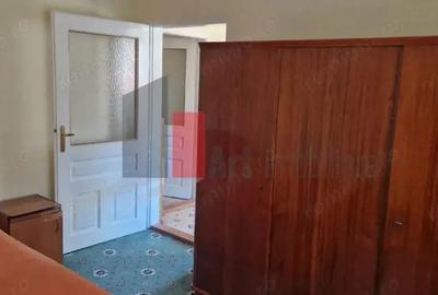 CASA DE VANZARE IN BUSTENI- POIANA TAPULUI - 1