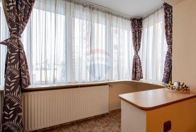 DE INCHIRIAT Apartament cu 4 camere în zona Scriitorilor - 3