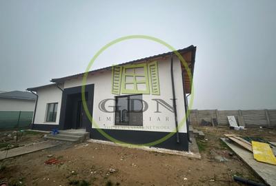 Casă individuală cu 4 camere cu Teren 412 Mp în Preajba - 1