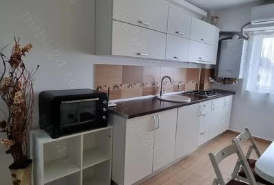 Apartament de inchiriat, 40 mp, bloc nou, Alexandru cel Bun - 460 euro luna, persoana fizica - 3