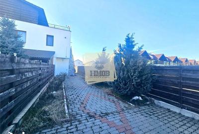 Apartament cu 3 camere în Central - 1